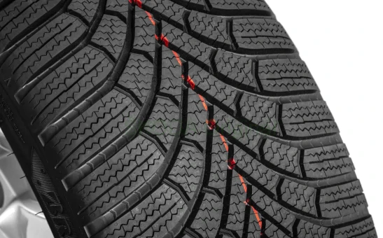 Kompletní zimní kolo Crystal 17" pro Superb IV